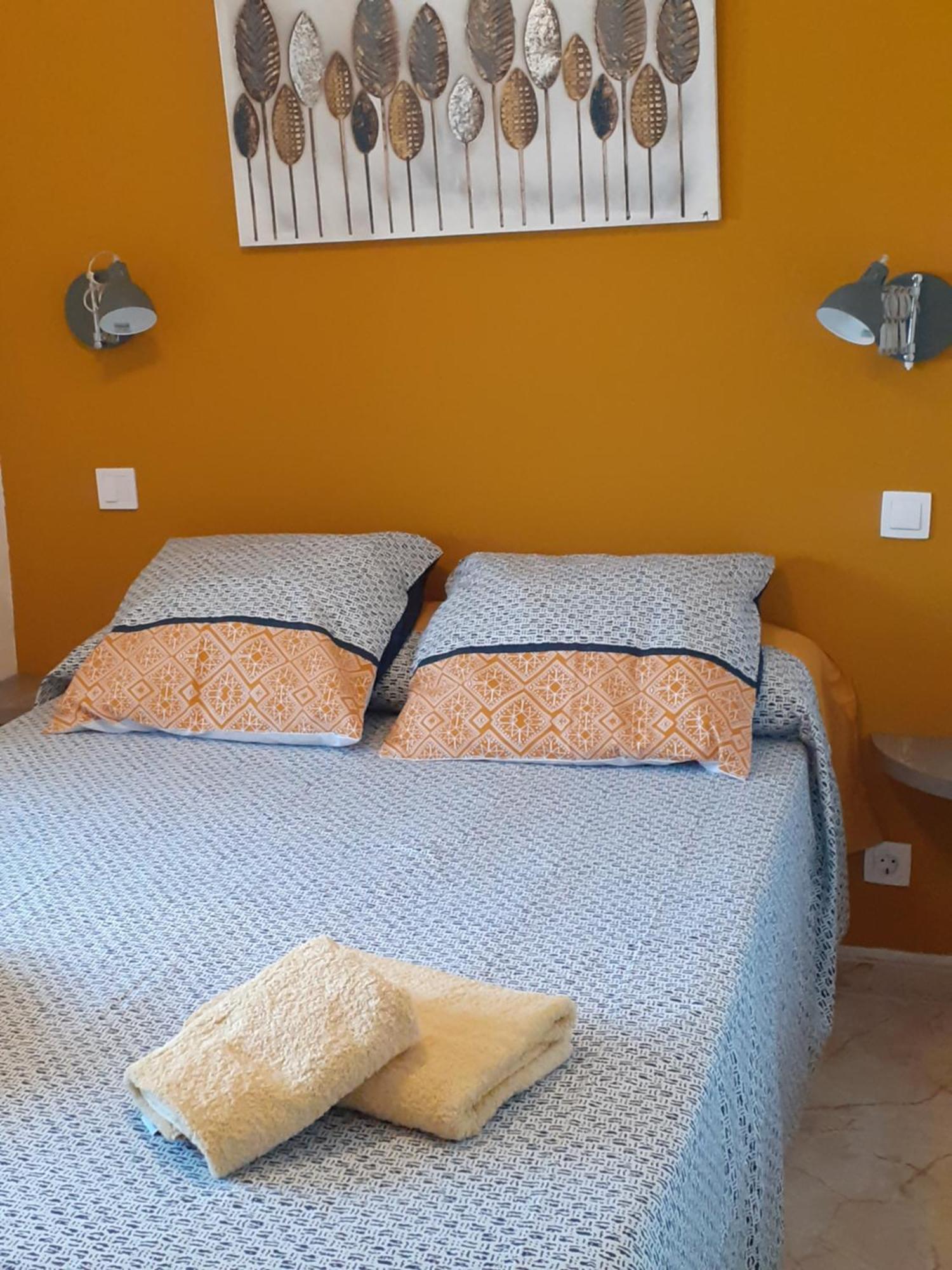 Appartement Vue Mer 40 Metres De La Plage クリェラ エクステリア 写真